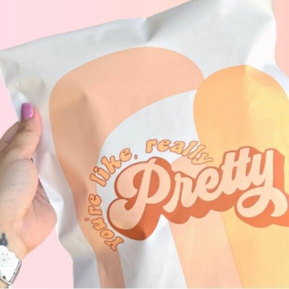 Poly Mailers Insert Cards Bubble mailers Boxes Valentines 💘 - Picture 4 of 16